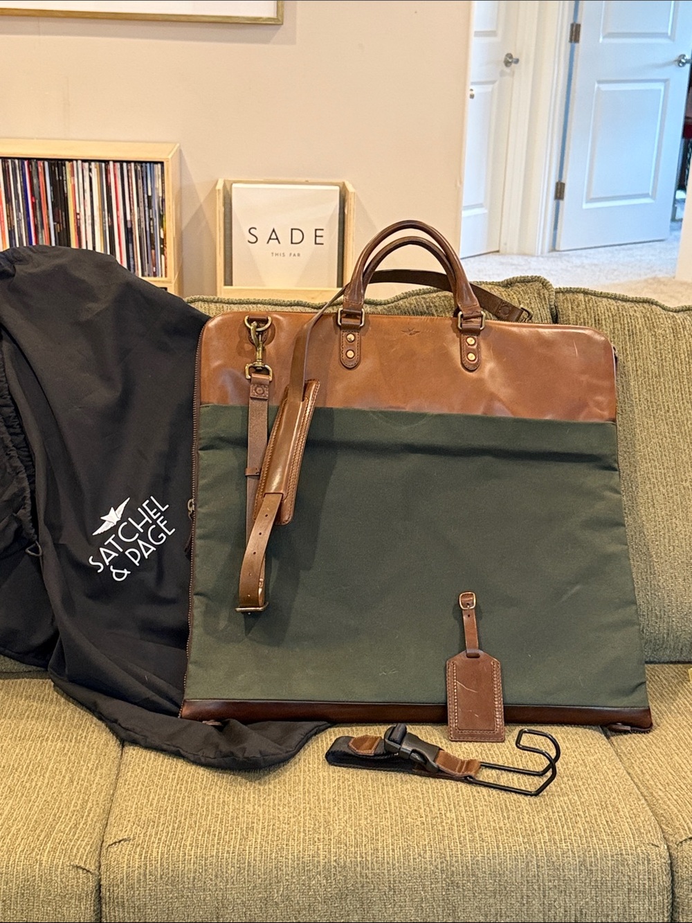 SATCHEL& PAGE - Picture 1 of 17